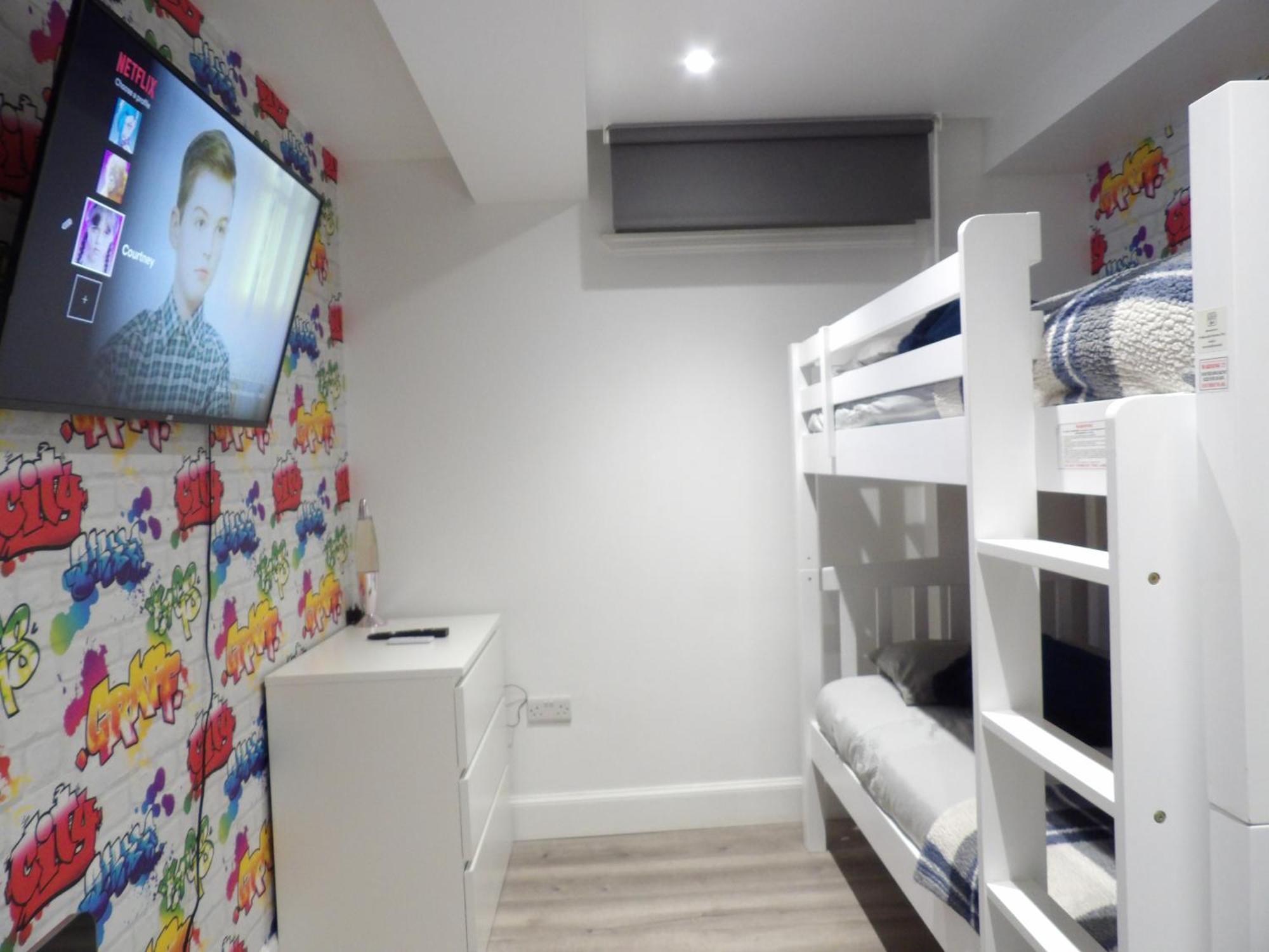 Lovely 3 Bedroom Apartment With Private Garden In Edinburgh City Centre Exteriör bild